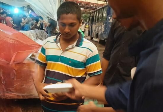 SF_19-Iftar Distribution (5)