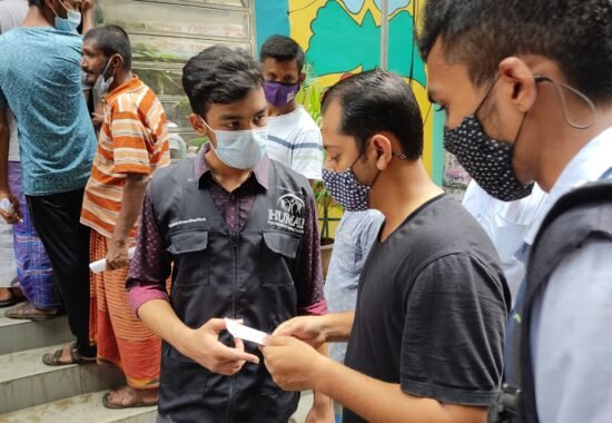 Vaccination Assistance in COVID-19 (5)